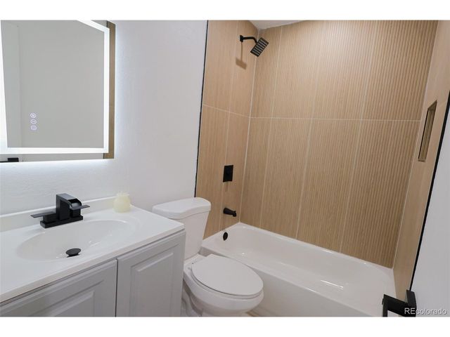9380 W 49th Ave 107, Wheat Ridge, CO 80033
