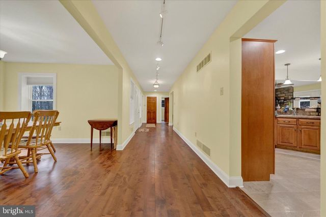 181 FORT RD, Bernville, PA 19506
