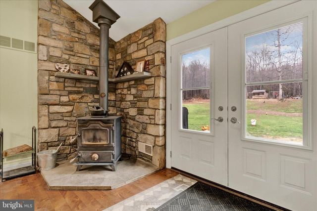 181 FORT RD, Bernville, PA 19506