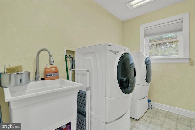 181 FORT RD, Bernville, PA 19506