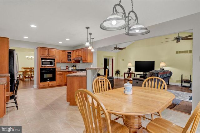 181 FORT RD, Bernville, PA 19506