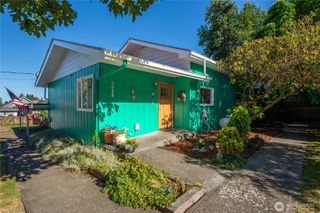 1038 W Glenwood St, Port Angeles, WA 98363