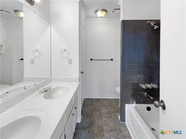 210 Robertstown Road, Copperas Cove, TX 76522