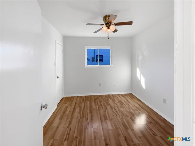 210 Robertstown Road, Copperas Cove, TX 76522