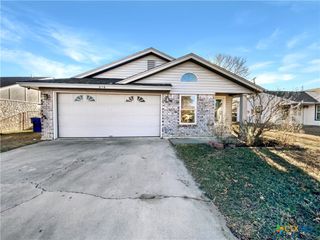 210 Robertstown Road, Copperas Cove, TX 76522