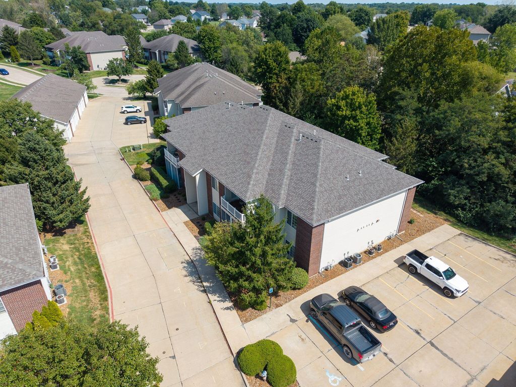1100 KENNESAW RIDGE RD 1003, Columbia, MO 65202
