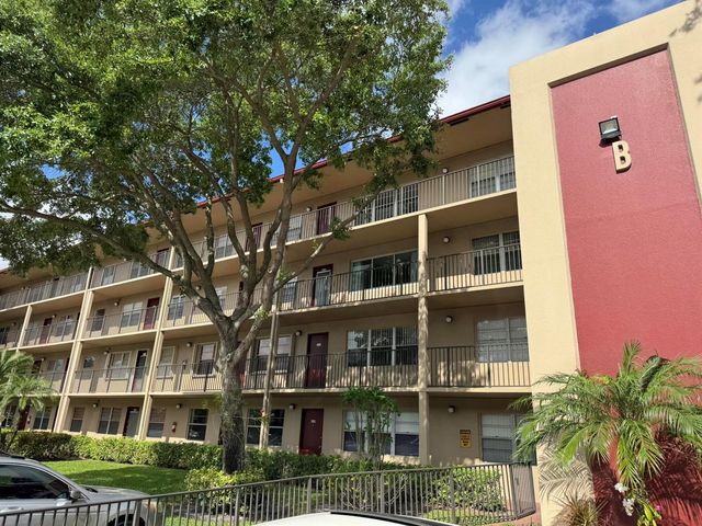 850 SW 133rd Terrace 315b, Pembroke Pines, FL 33027