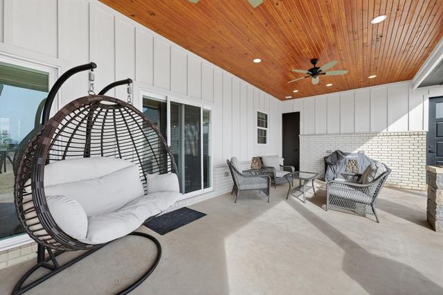 12716 SW 53rd Street, Mustang, OK 73064