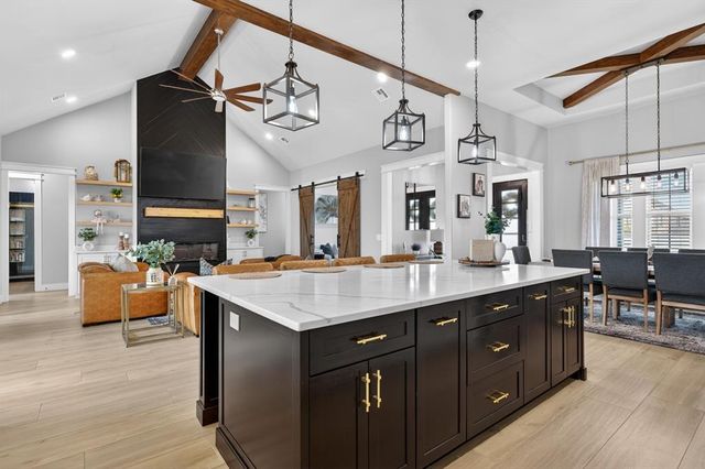 12716 SW 53rd Street, Mustang, OK 73064