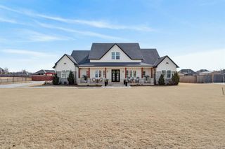 12716 SW 53rd Street, Mustang, OK 73064