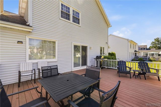 705 Sara Court, Lewiston, NY 14092