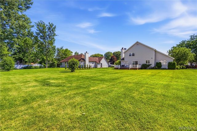 705 Sara Court, Lewiston, NY 14092
