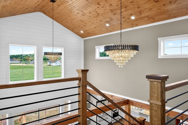 123 Cattlemans Dr, Sparta, TN 38583