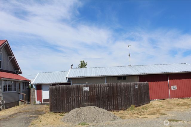 550 N Sequim Avenue, Sequim, WA 98382