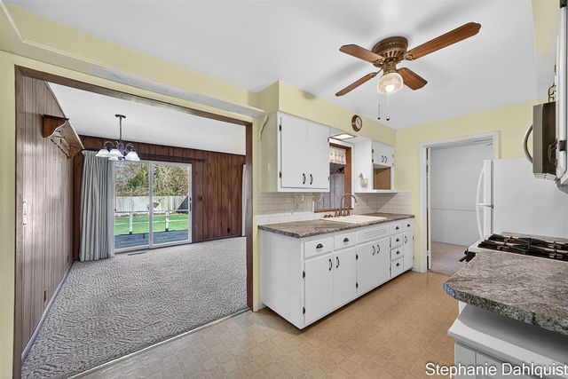 1415 Woodhaven Street, Muskegon, MI 49445