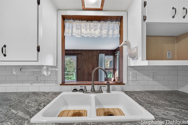 1415 Woodhaven Street, Muskegon, MI 49445