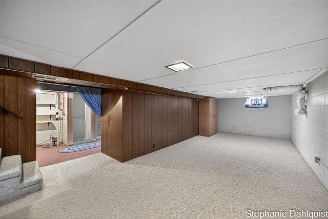 1415 Woodhaven Street, Muskegon, MI 49445
