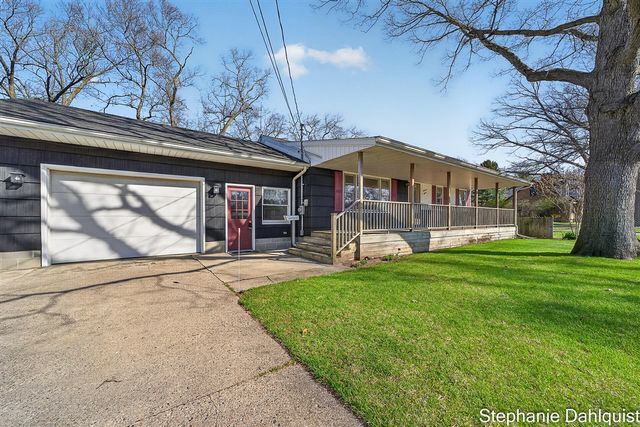 1415 Woodhaven Street, Muskegon, MI 49445