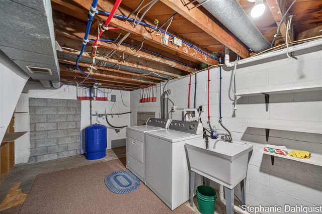 1415 Woodhaven Street, Muskegon, MI 49445