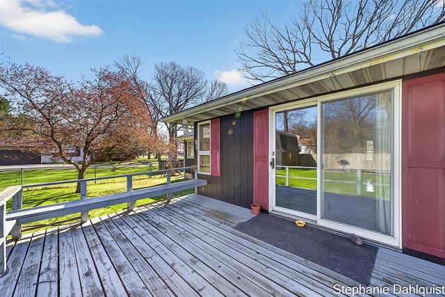 1415 Woodhaven Street, Muskegon, MI 49445