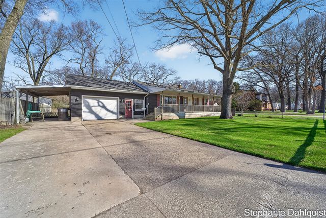 1415 Woodhaven Street, Muskegon, MI 49445