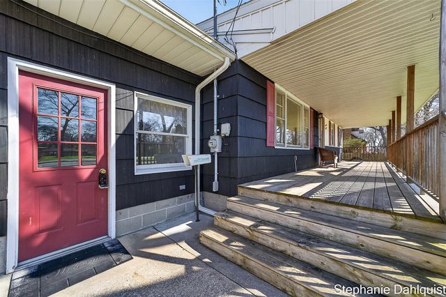 1415 Woodhaven Street, Muskegon, MI 49445