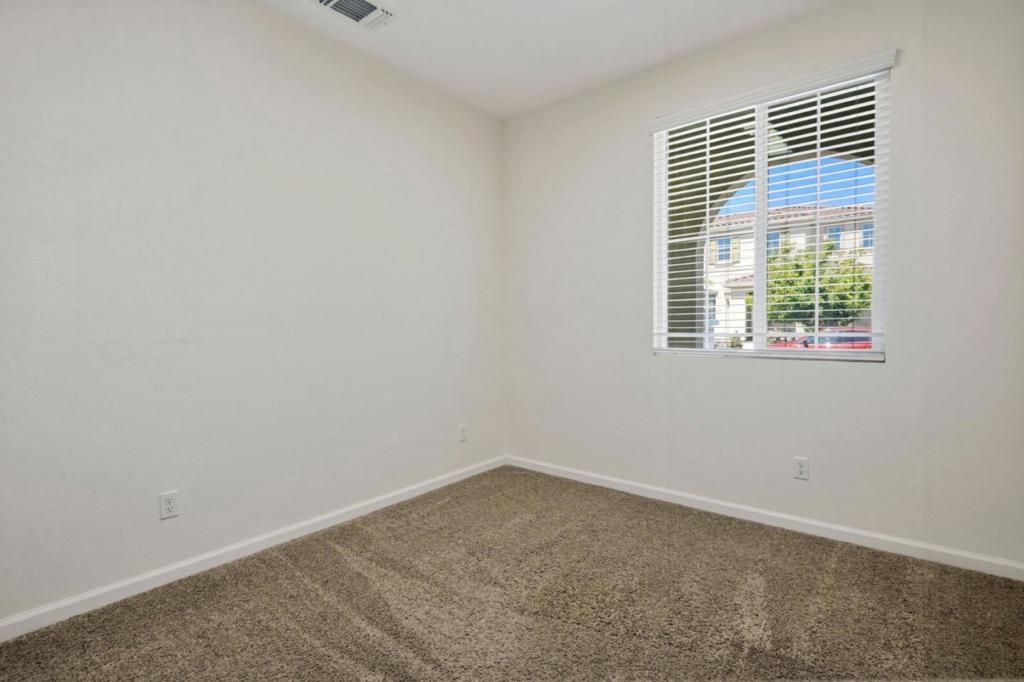 Image 19 of property listing at 1446 S Terra Verde Street, Mountain House, CA 95391