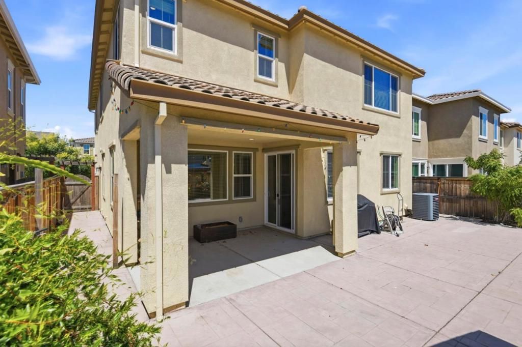 Image 52 of property listing at 1446 S Terra Verde Street, Mountain House, CA 95391