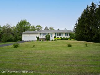 215 Flats Road, Athens, NY 12015