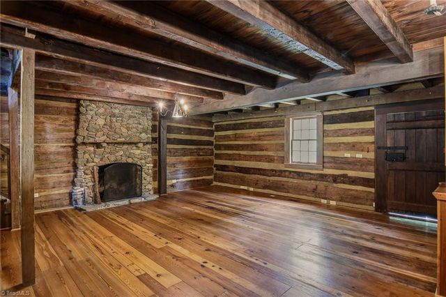 1389 City Lake Road, Lexington, NC 27295