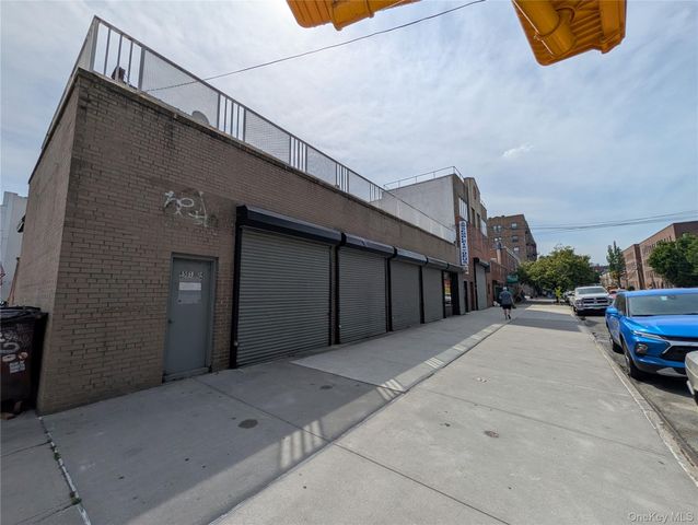 45-18 34th Avenue, Long Island City, NY 11101