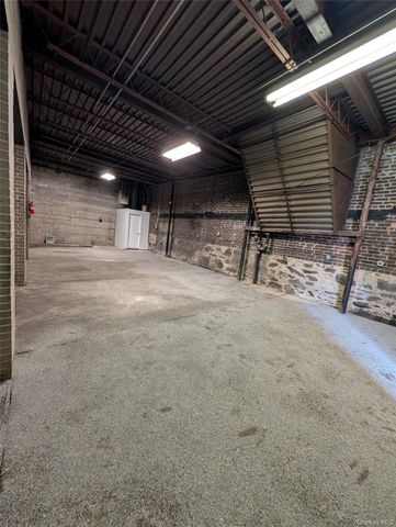 45-18 34th Avenue, Long Island City, NY 11101
