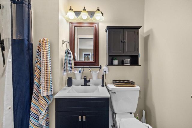 29944 Greenleaf DRIVE, Burlington, WI 53105