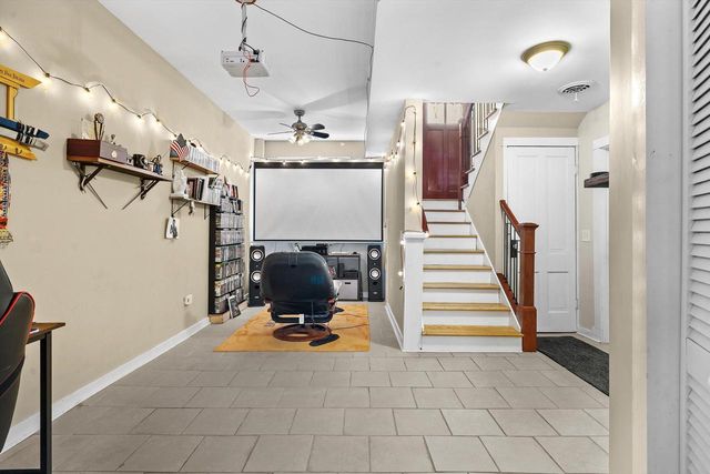 29944 Greenleaf DRIVE, Burlington, WI 53105