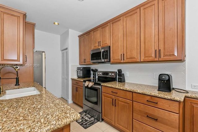 4941 SW 32nd Terrace, Dania Beach, FL 33312