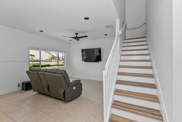 4941 SW 32nd Terrace, Dania Beach, FL 33312