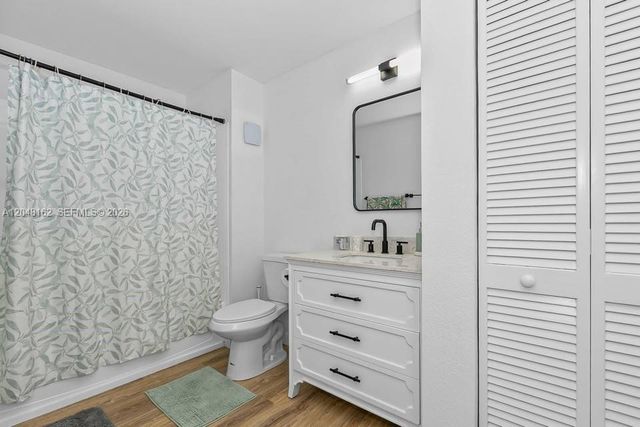 4941 SW 32nd Terrace, Dania Beach, FL 33312