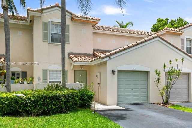 4941 SW 32nd Terrace, Dania Beach, FL 33312