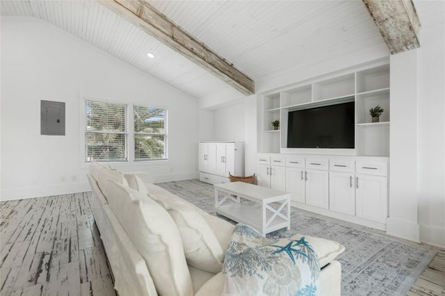 16710 Montego Way, Jamaica Beach, TX 77554