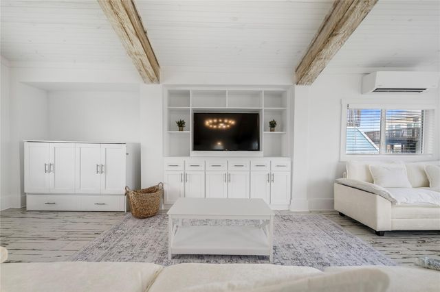 16710 Montego Way, Jamaica Beach, TX 77554