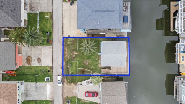 16710 Montego Way, Jamaica Beach, TX 77554