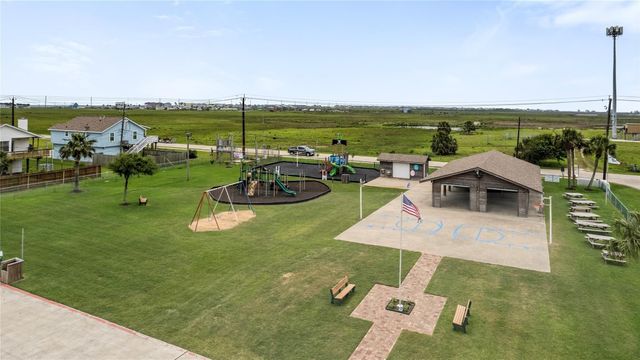 16710 Montego Way, Jamaica Beach, TX 77554
