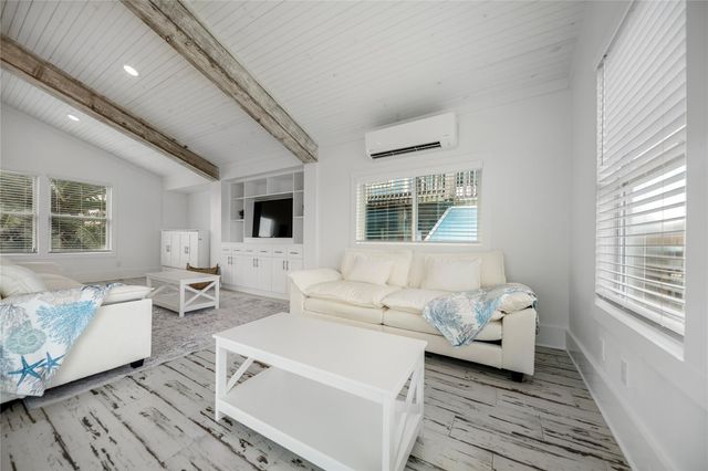 16710 Montego Way, Jamaica Beach, TX 77554