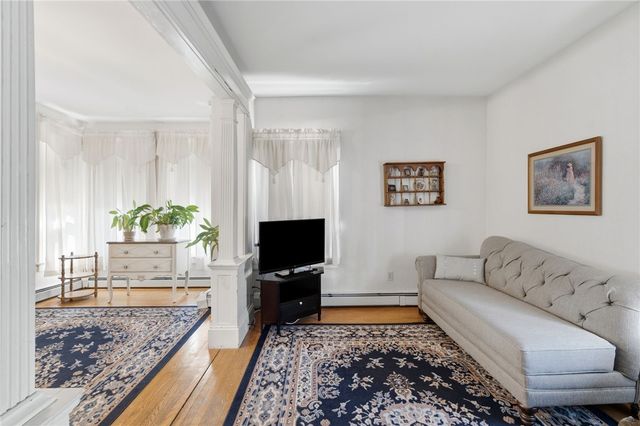 35 Woodlawn Avenue, Pawtucket, RI 02860