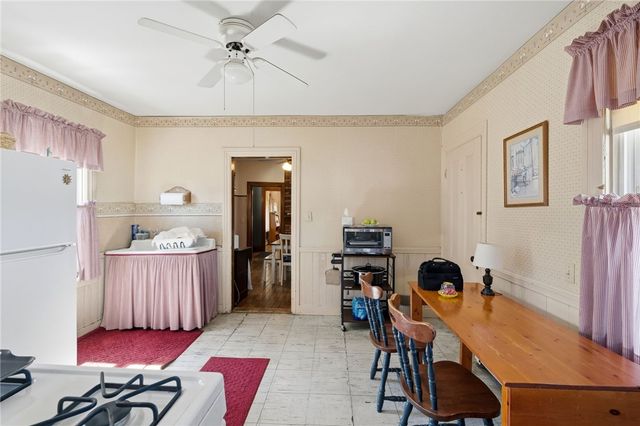 35 Woodlawn Avenue, Pawtucket, RI 02860