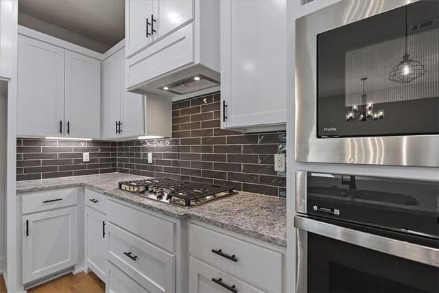 7005 SW High Meadows Boulevard, Bentonville, AR 72713