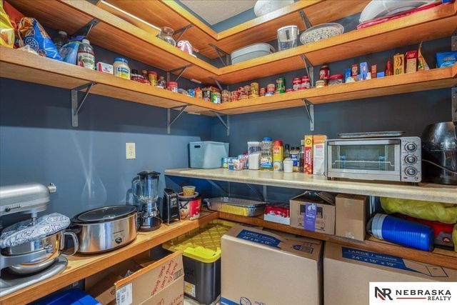 8200 SW 24th Street, Lincoln, NE 68523