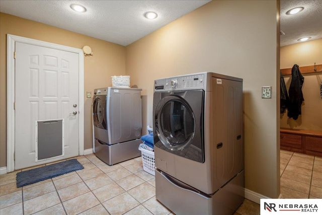 8200 SW 24th Street, Lincoln, NE 68523