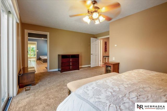 8200 SW 24th Street, Lincoln, NE 68523