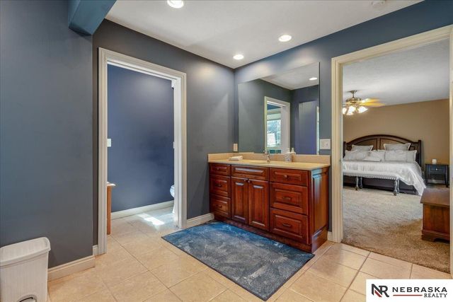 8200 SW 24th Street, Lincoln, NE 68523